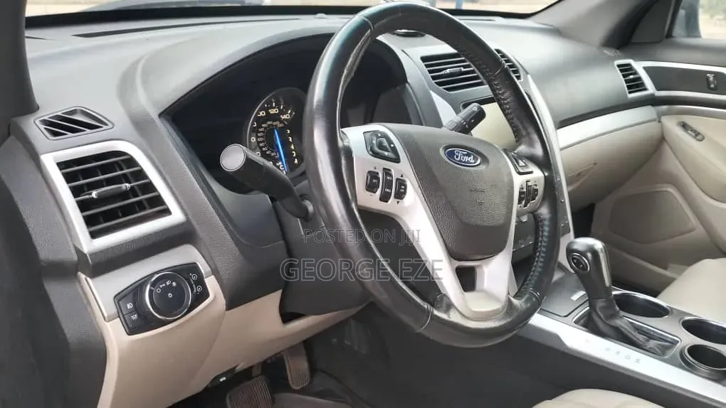 Ford Explorer 2013 Blue