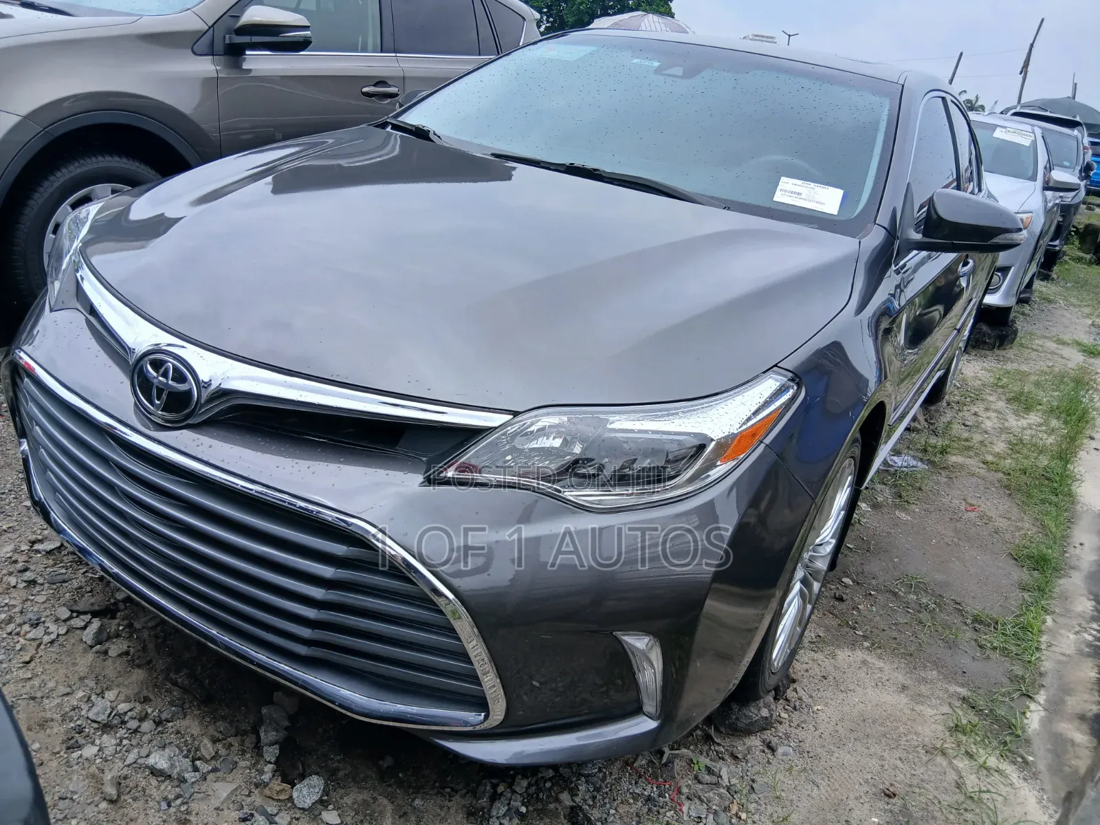 Toyota Avalon Limited Sedan FWD (3.5L 6cyl 6A) 2017 Gray