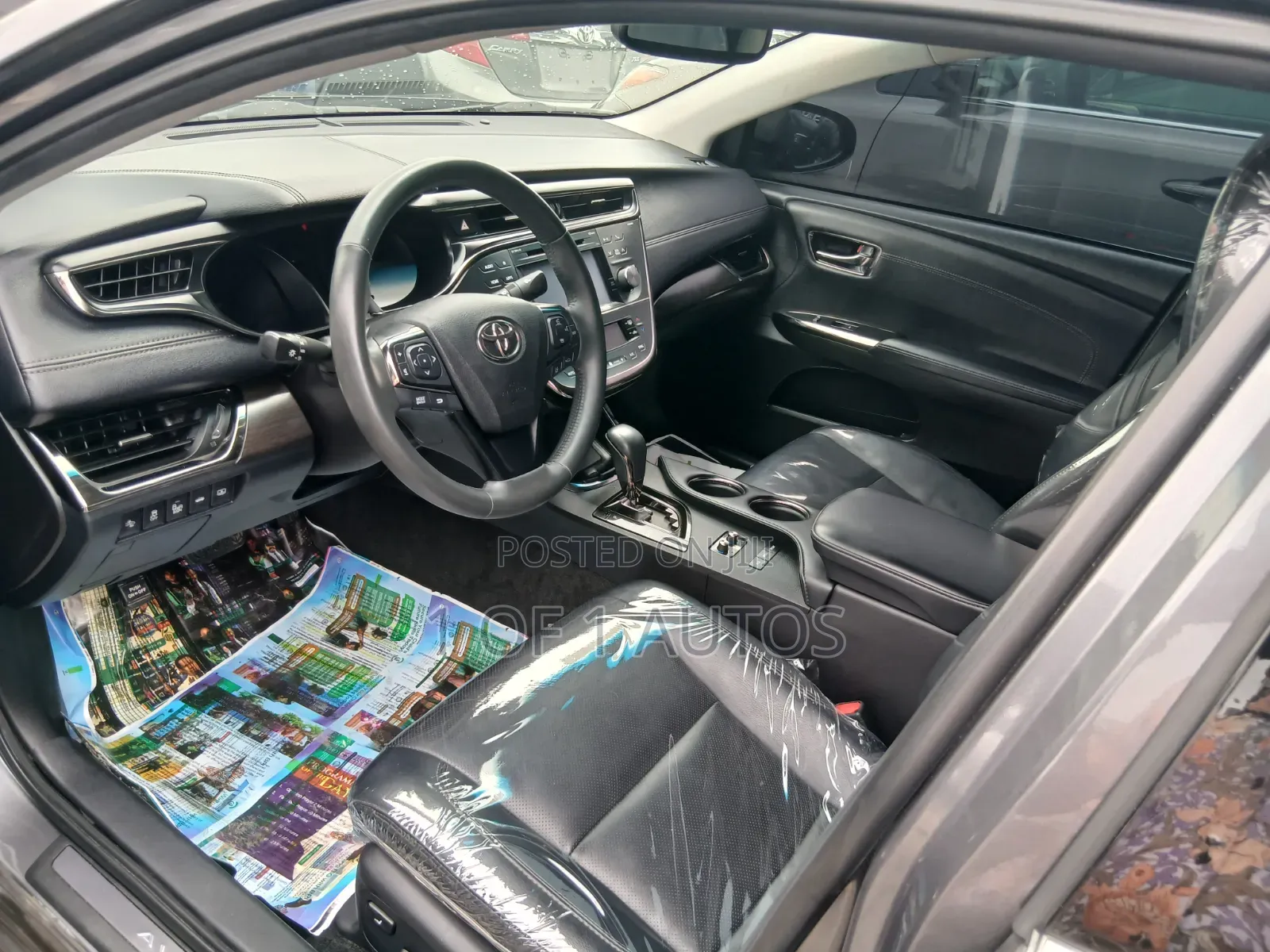 Toyota Avalon Limited Sedan FWD (3.5L 6cyl 6A) 2017 Gray