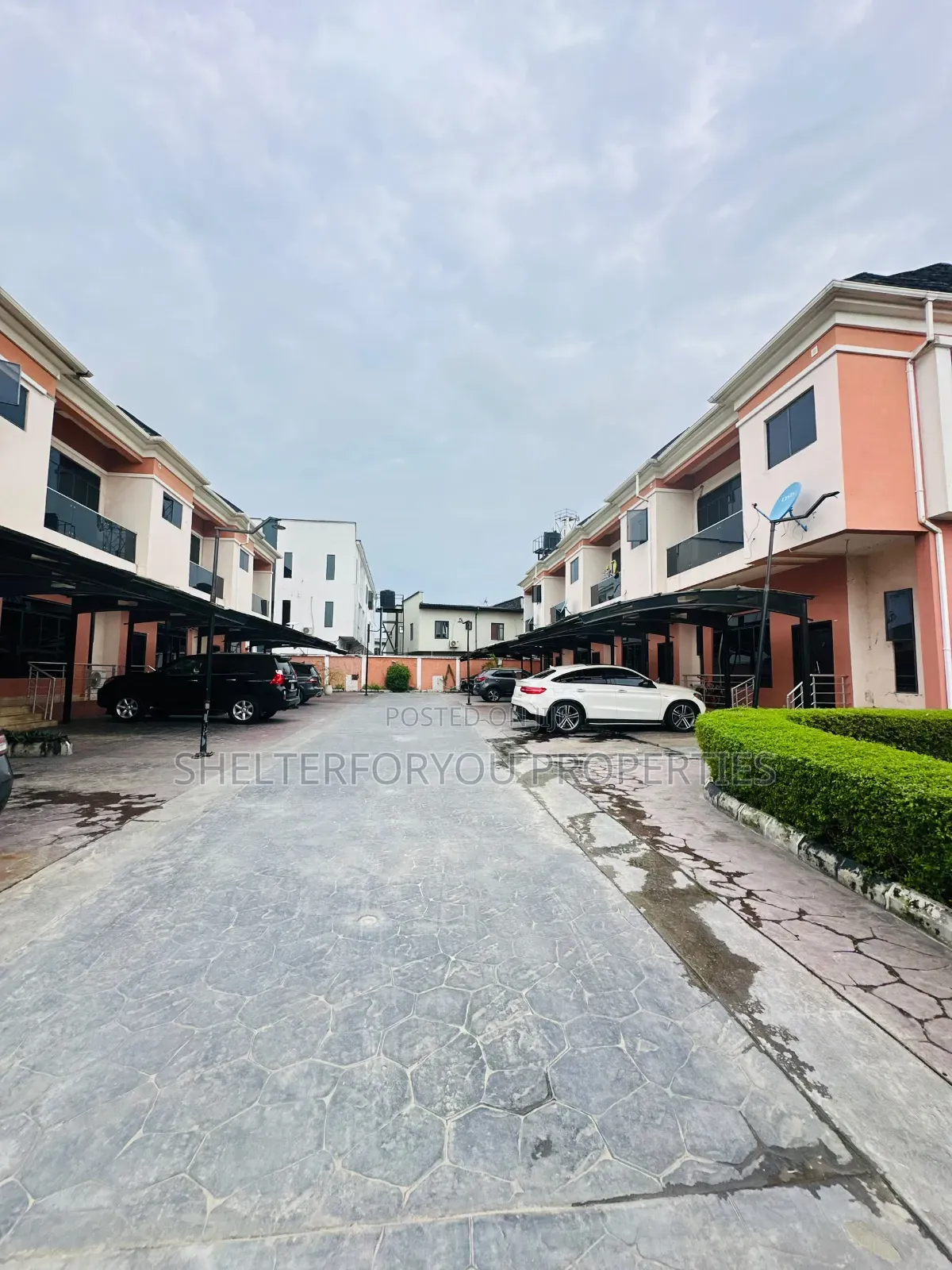 4bdrm Duplex in Ikate for rent