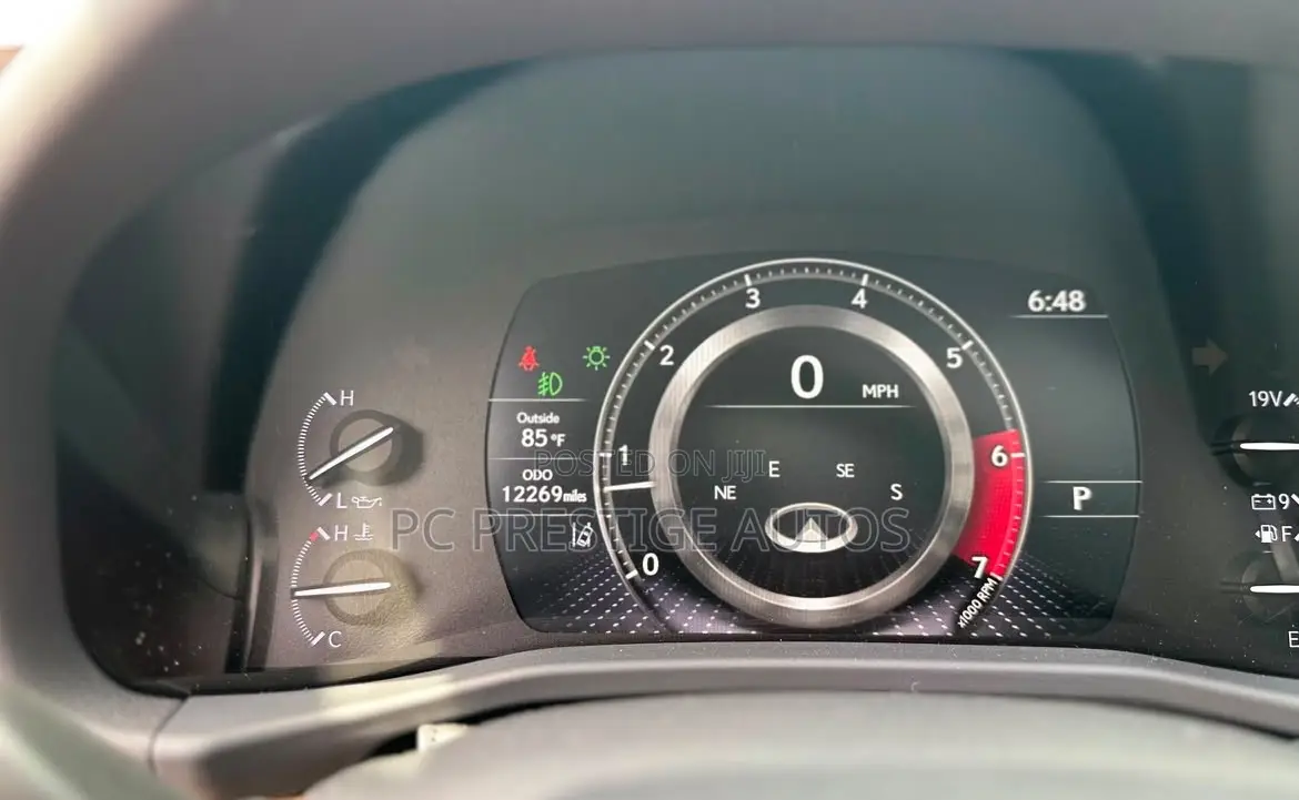 Lexus LX 600 2022 Green