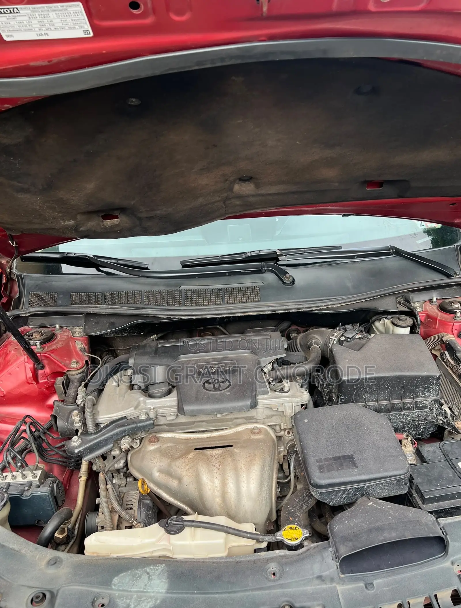Toyota Camry XLE 4dr Sedan (2.5L 4cyl 6A) 2013 Red
