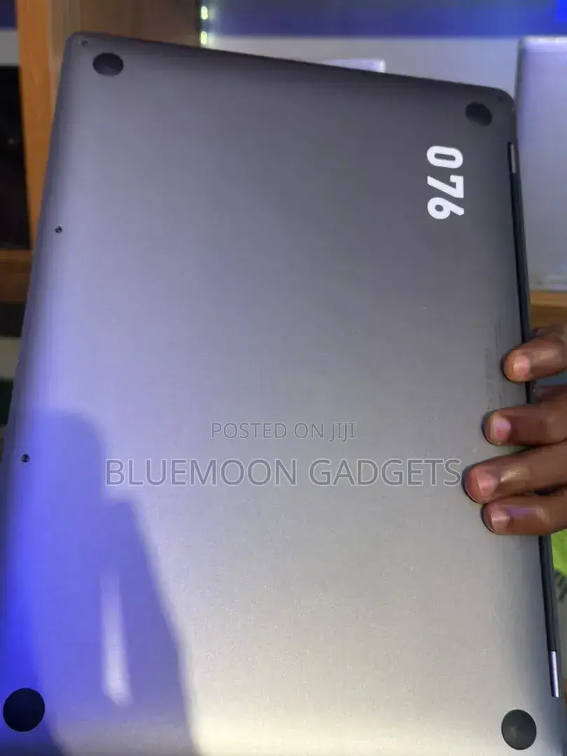 Laptop Apple MacBook Pro 2020 16GB Intel Core i5 SSD 256GB