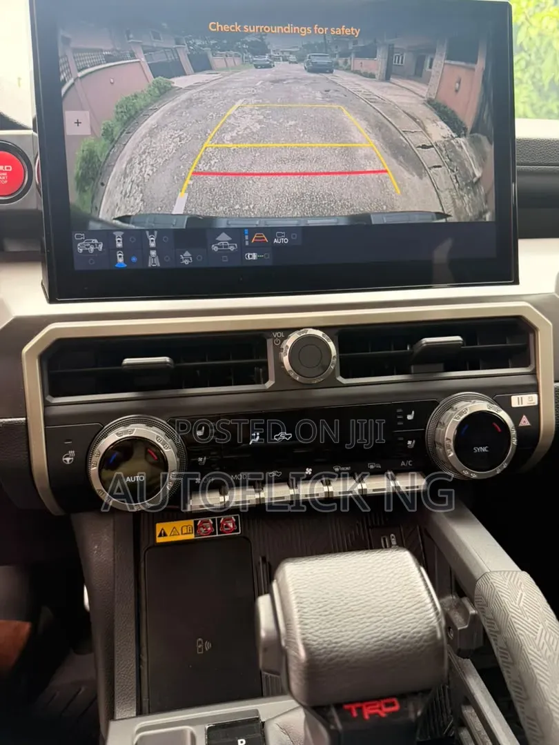 Toyota Tacoma TRD Off-Road Double Cab 4WD 5.0 ft. SB (Automatic) 2025