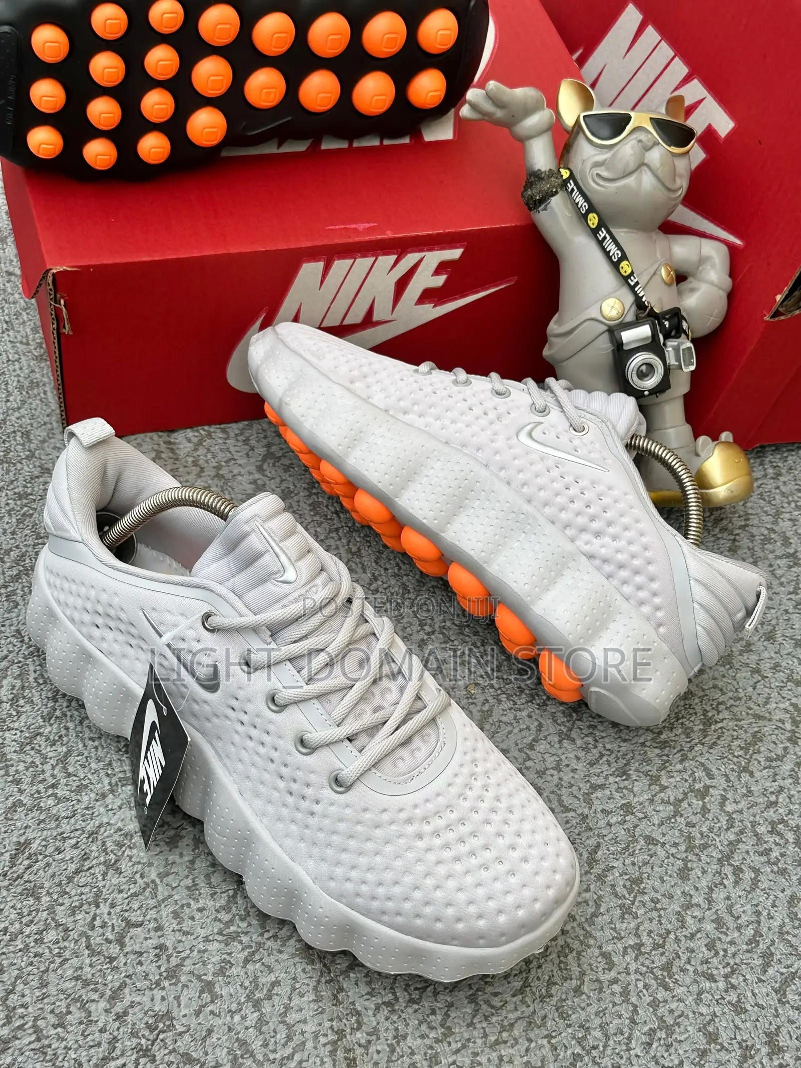 Premium Nike Mind 002 Pregame Sneakers