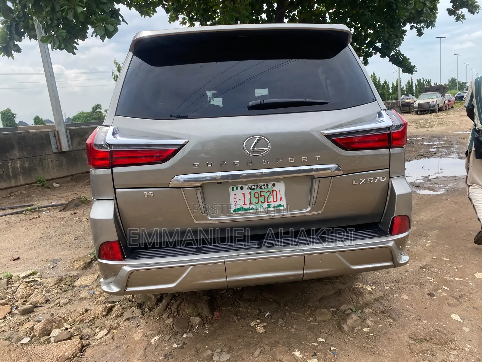 Lexus LX 2019 Gold