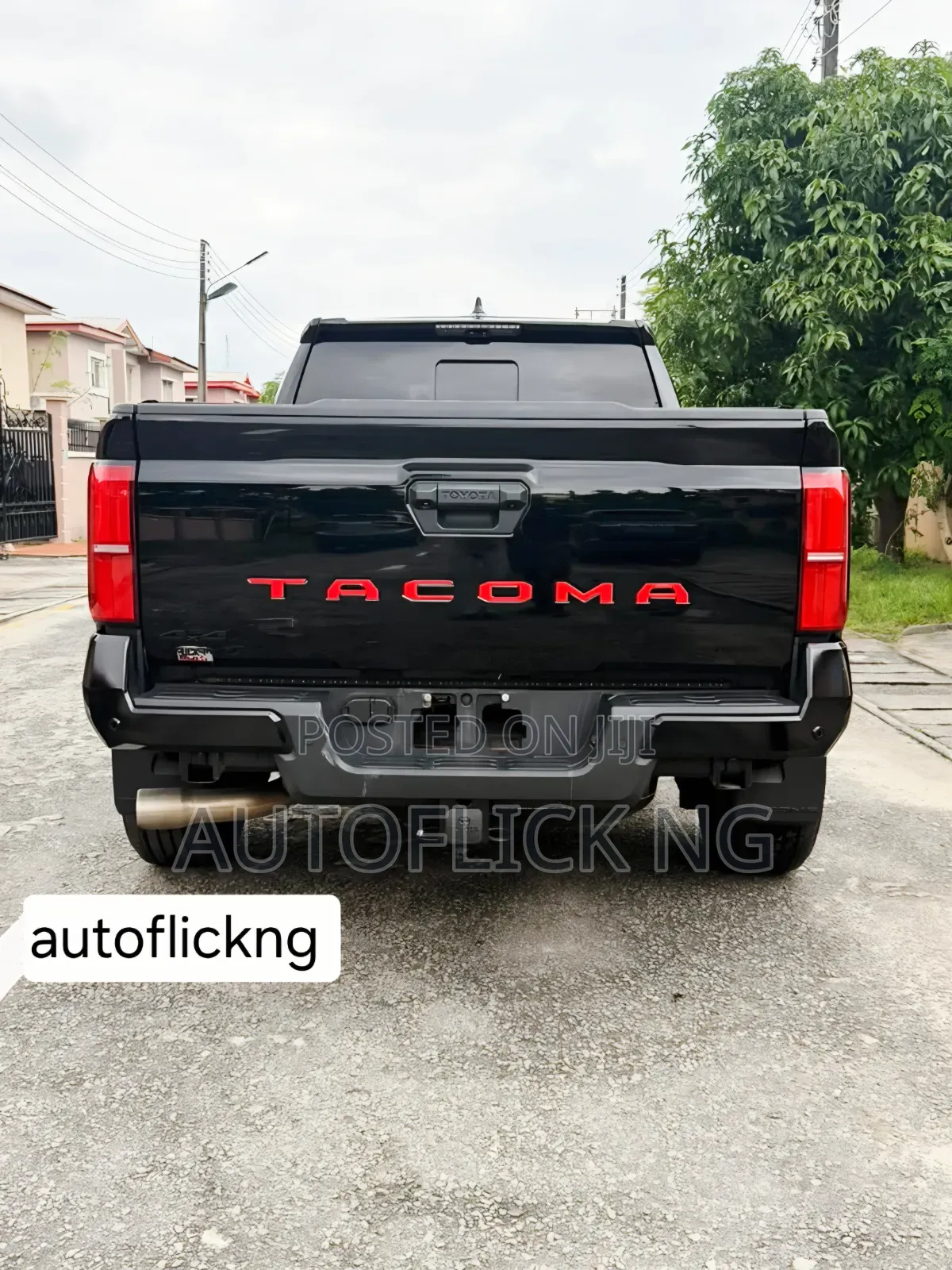 Toyota Tacoma TRD Off-Road Double Cab 4WD 5.0 ft. SB (Automatic) 2025