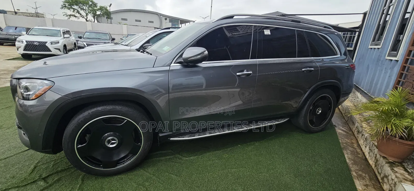 Mercedes-Benz GLS-Class GLS 400d 2022 Gray