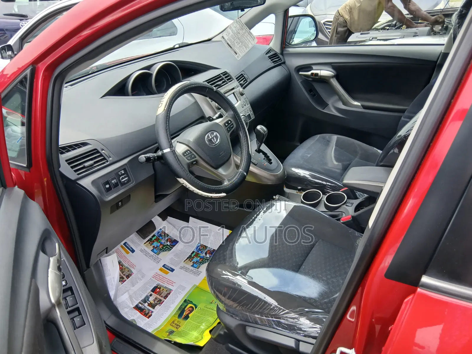 Toyota Verso 1.6 2013 Red