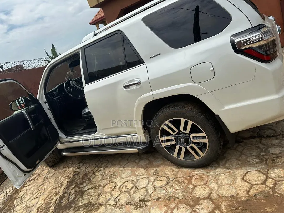 Toyota 4-Runner 2023 White