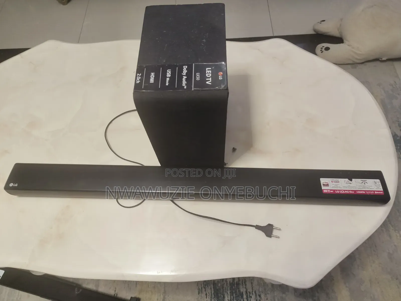 LG Soundbar With Wireless Woofer