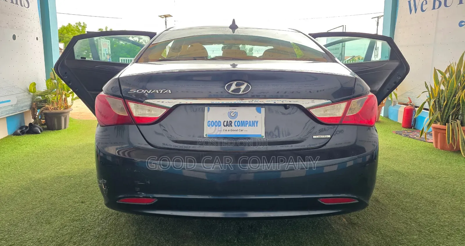 Hyundai Sonata 2010 Black
