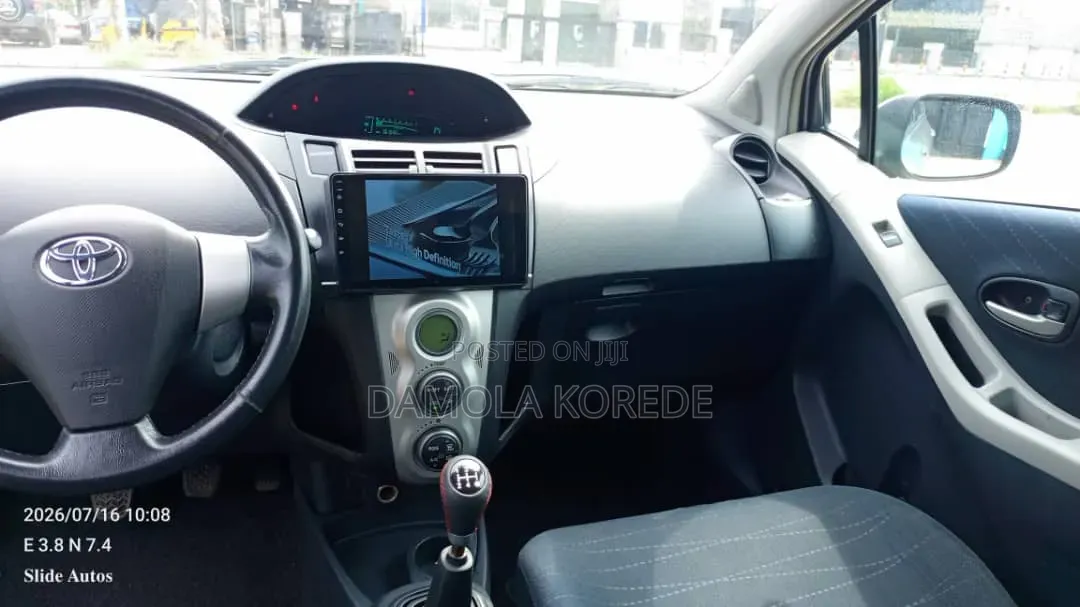 Toyota Yaris 2014