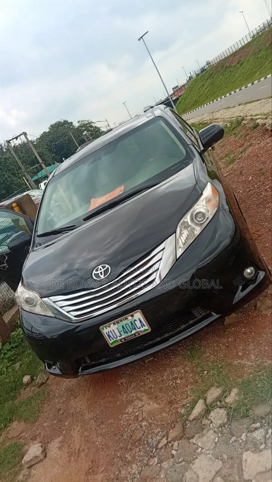 Toyota Sienna 2015 Black