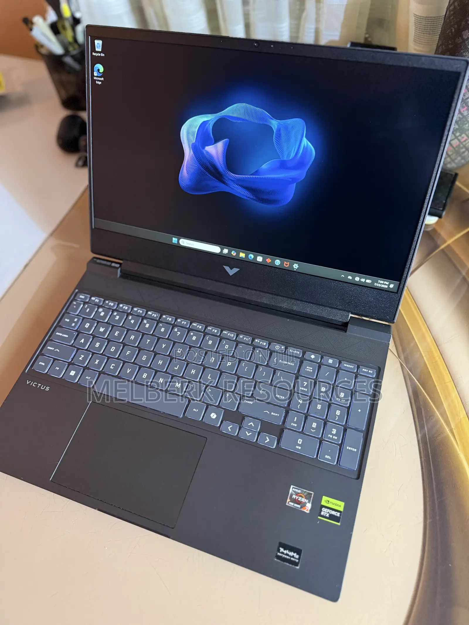 Laptop HP Victus 15 16GB AMD Ryzen 7 SSD 512GB