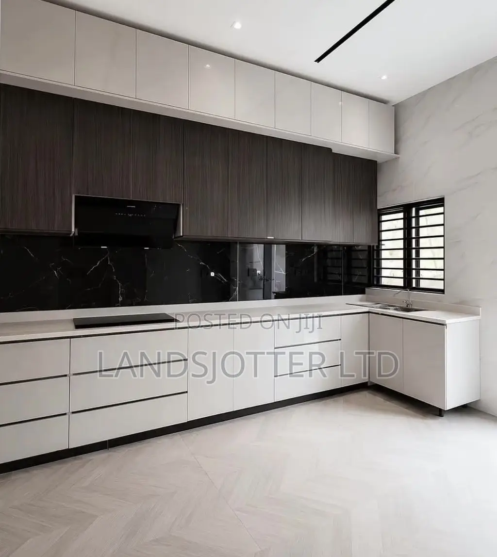 Furnished 4bdrm Duplex in Landsjotter Limited, Guzape District for sale