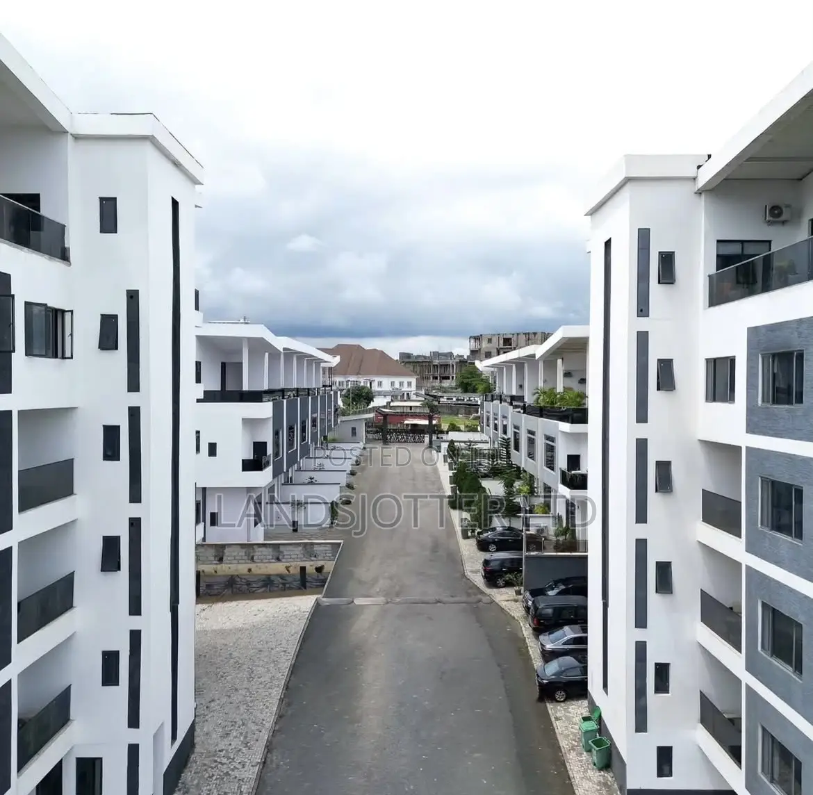 Furnished 4bdrm Duplex in Landsjotter Limited, Guzape District for sale