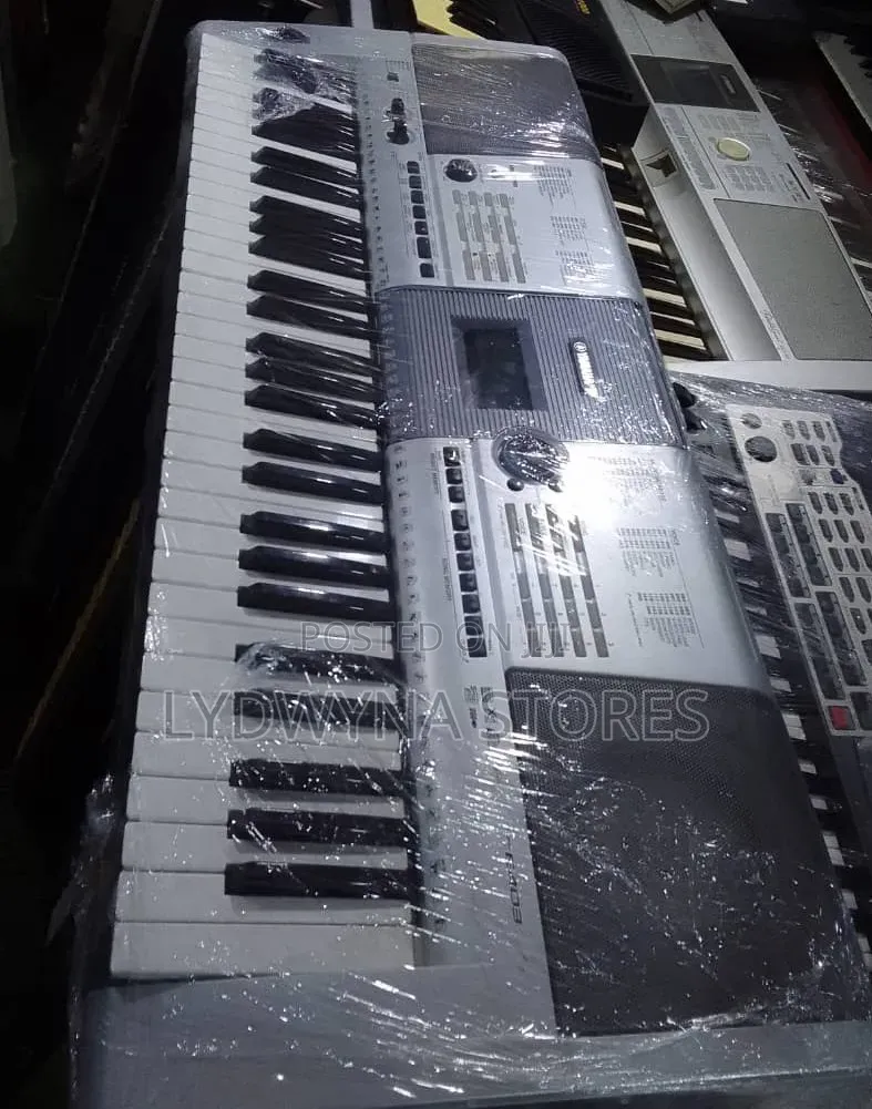 Super Sweet Sound Quality PSR E403 UK Used Keyboard