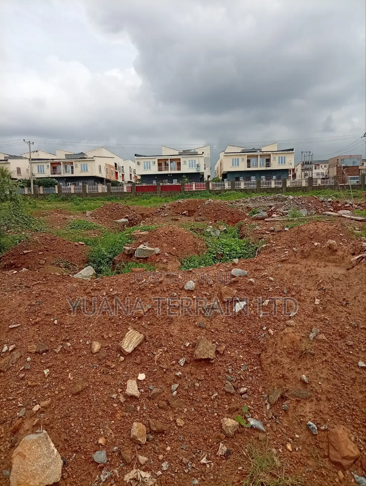 3bdrm Block of Flats in Mary Louise, Mbora for sale