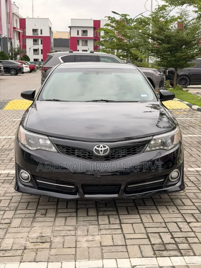 Toyota Camry 2013 Black