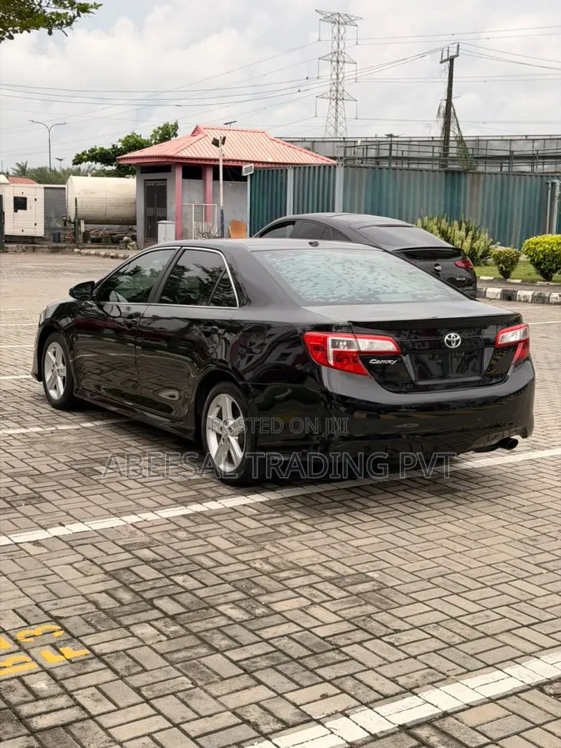 Toyota Camry 2013 Black