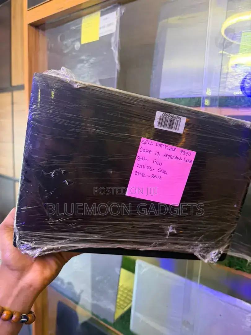 Laptop Dell Latitude 7390 8GB Intel Core i5 SSD 256GB
