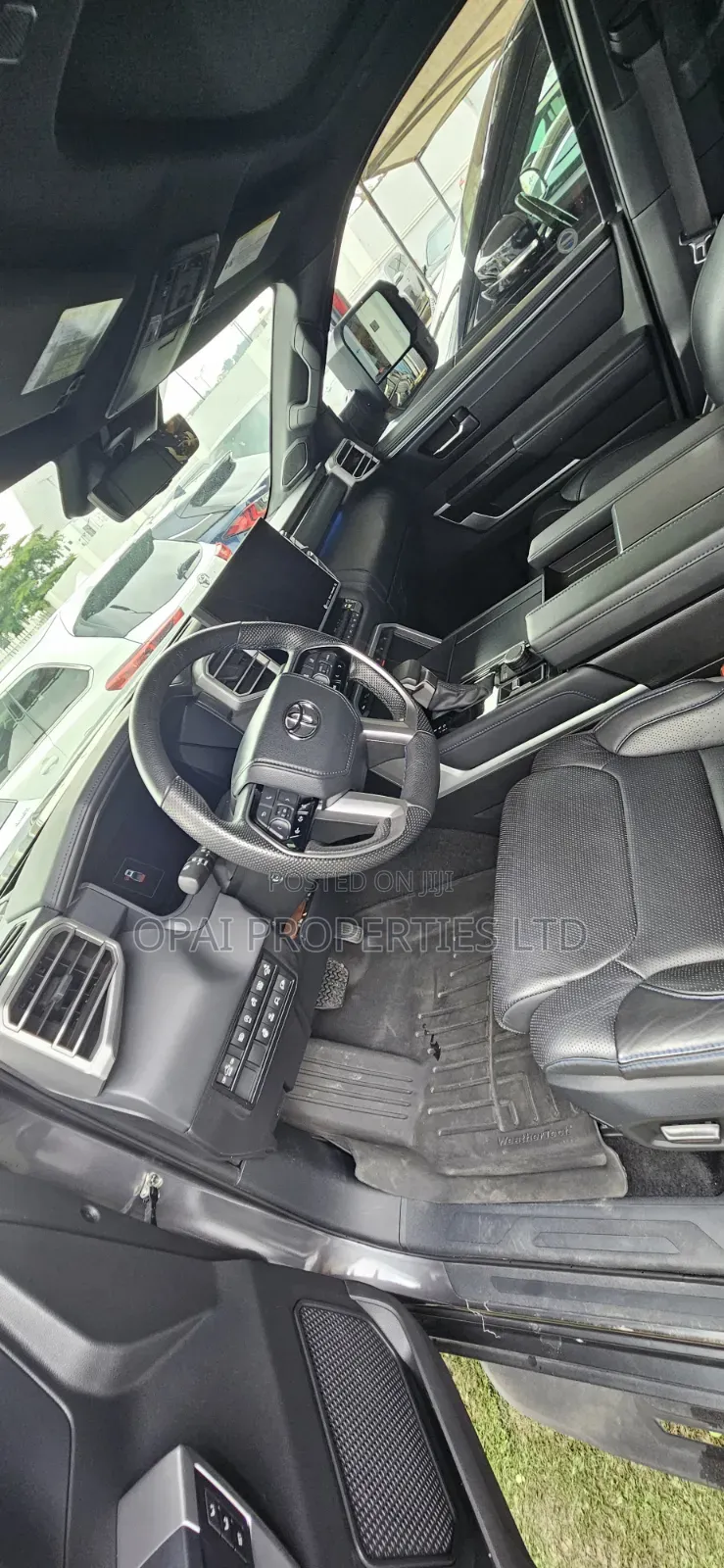 Toyota Tundra 2024 Gray