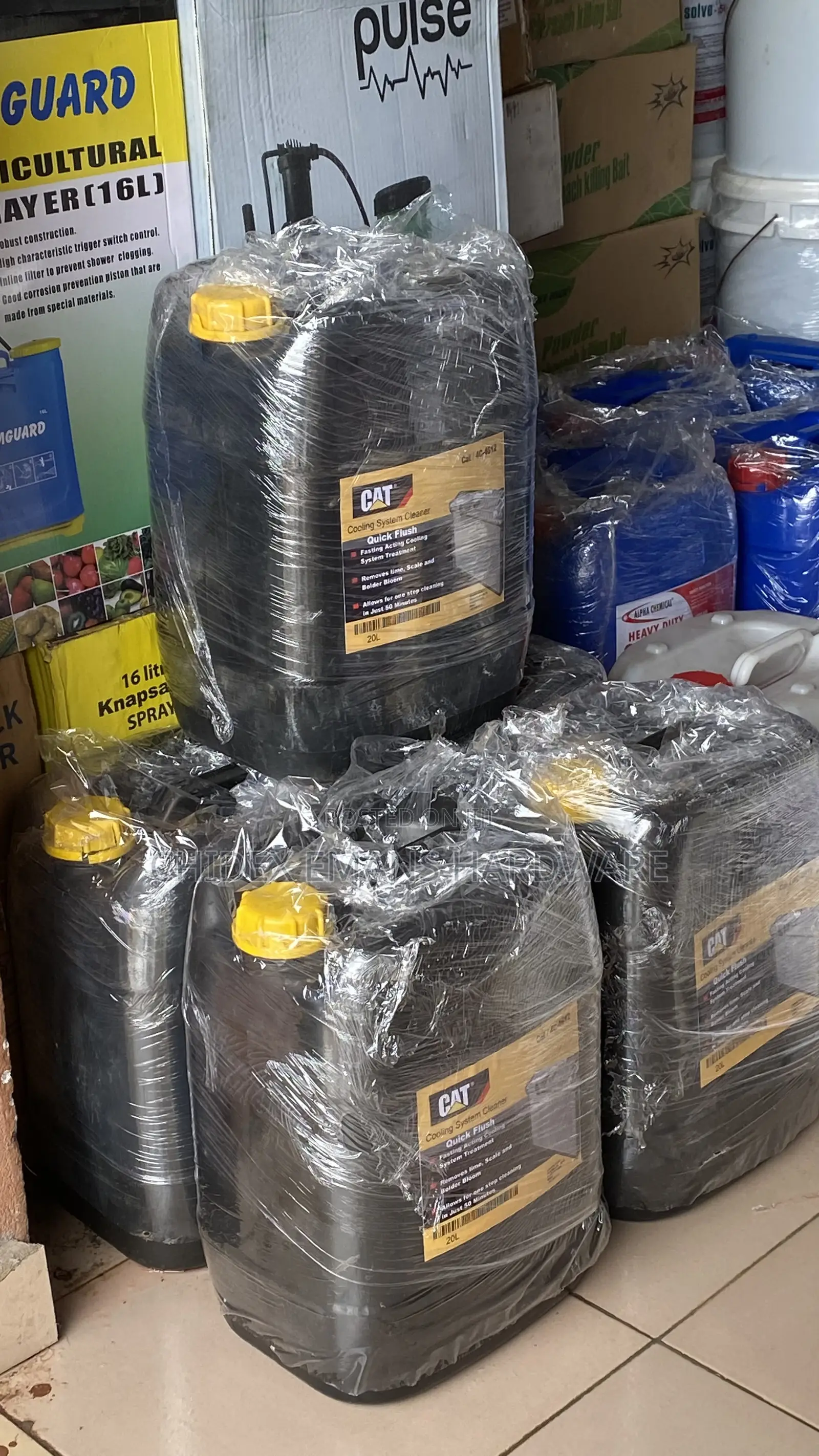 20-Liter Container of Caterpillar (CAT) Cooling System Cleaner