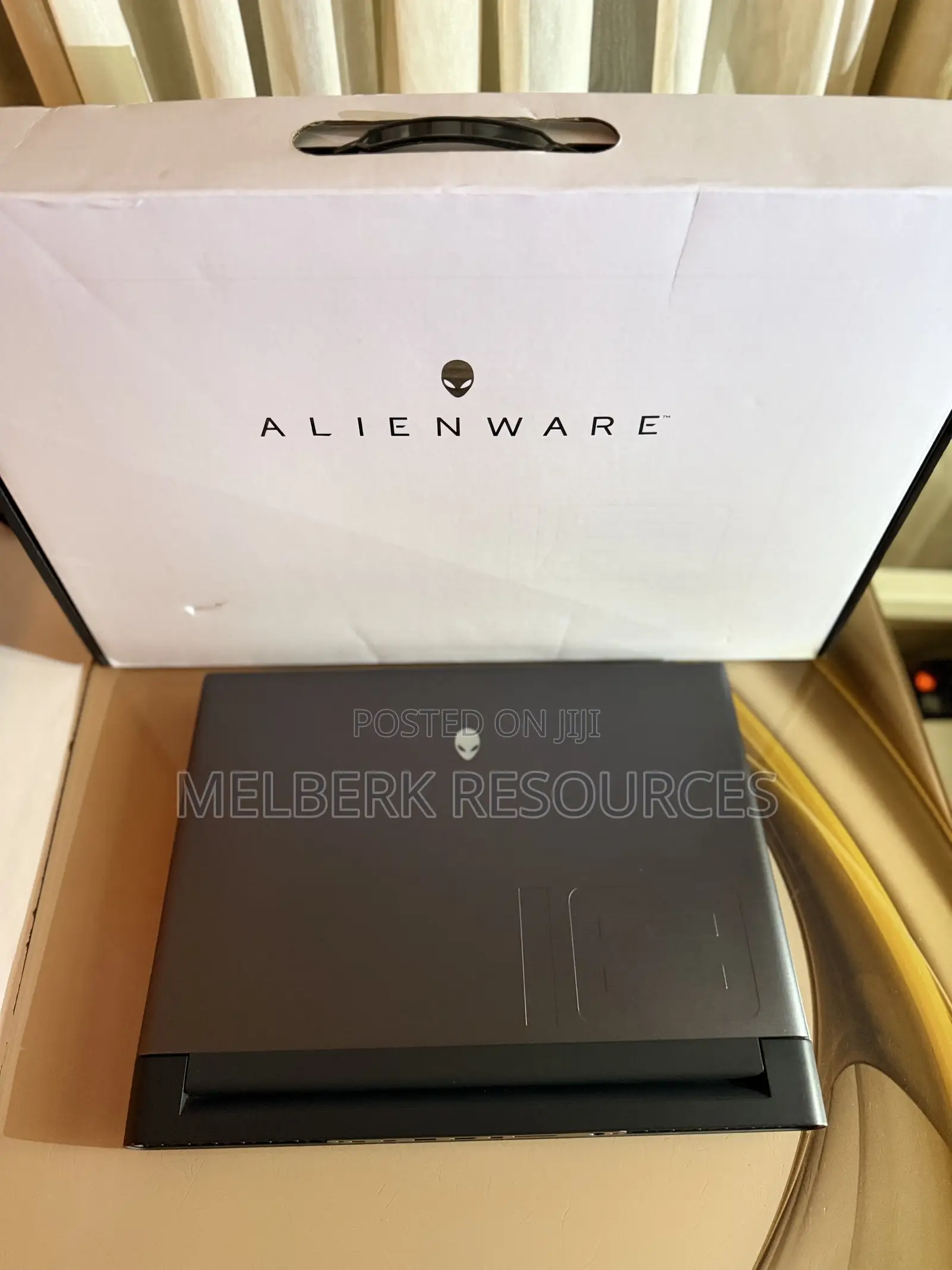 Laptop Dell Allienware M18 R1 32GB Intel Core i9 SSD 1T
