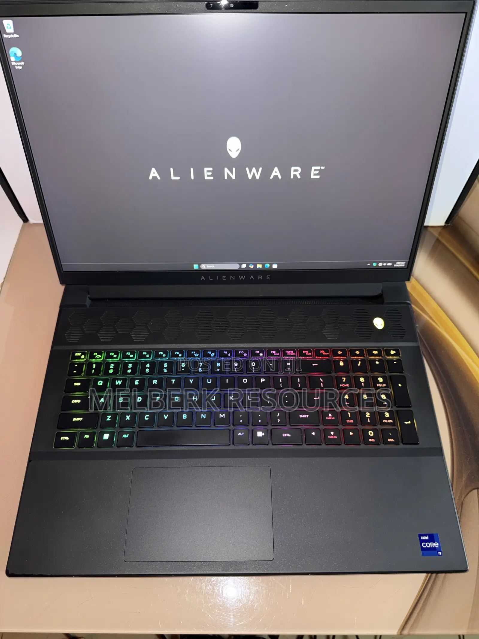 Laptop Dell Allienware M18 R1 32GB Intel Core i9 SSD 1T