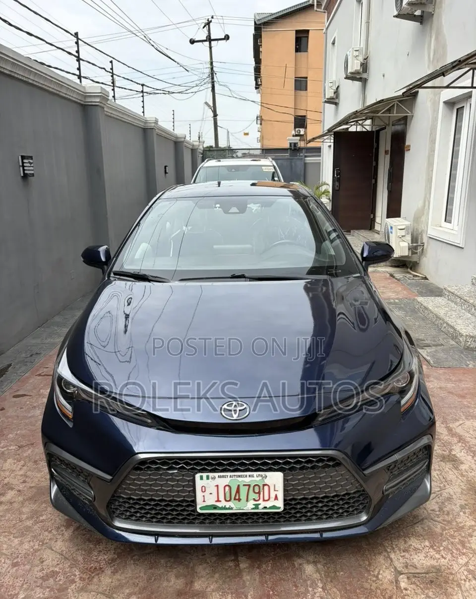 Toyota Corolla SE 2023 Blue