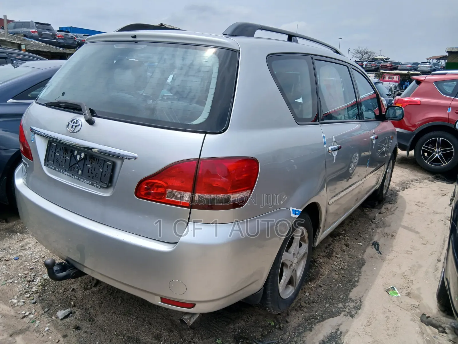 Toyota Avensis Verso 2005 Silver