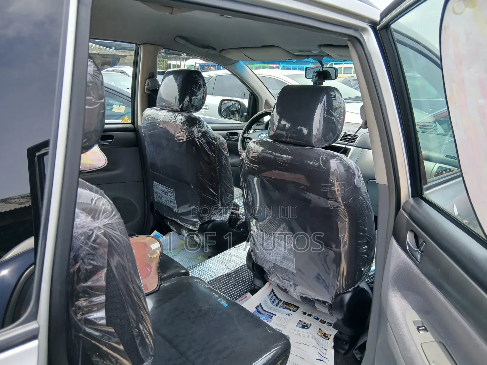 Toyota Avensis Verso 2005 Silver