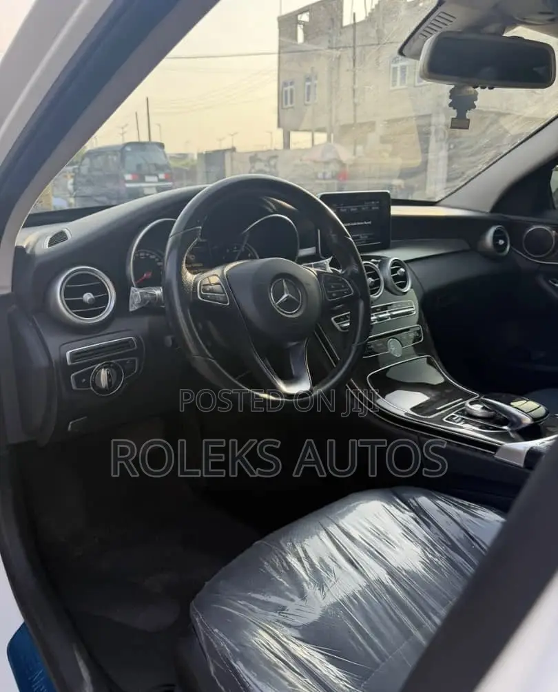 Mercedes-Benz C300 Luxury 4Matic Sedan AWD (2.0L 4cyl 7A) 2016 White