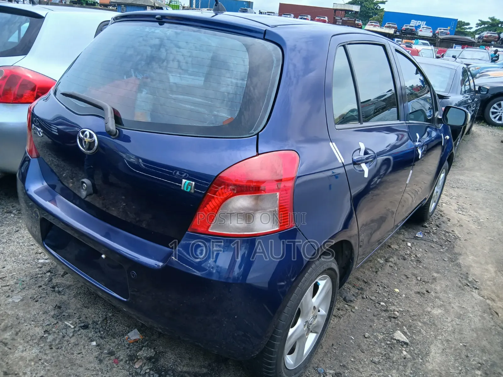 Toyota Yaris Base Hatchback 5dr 2010 Blue