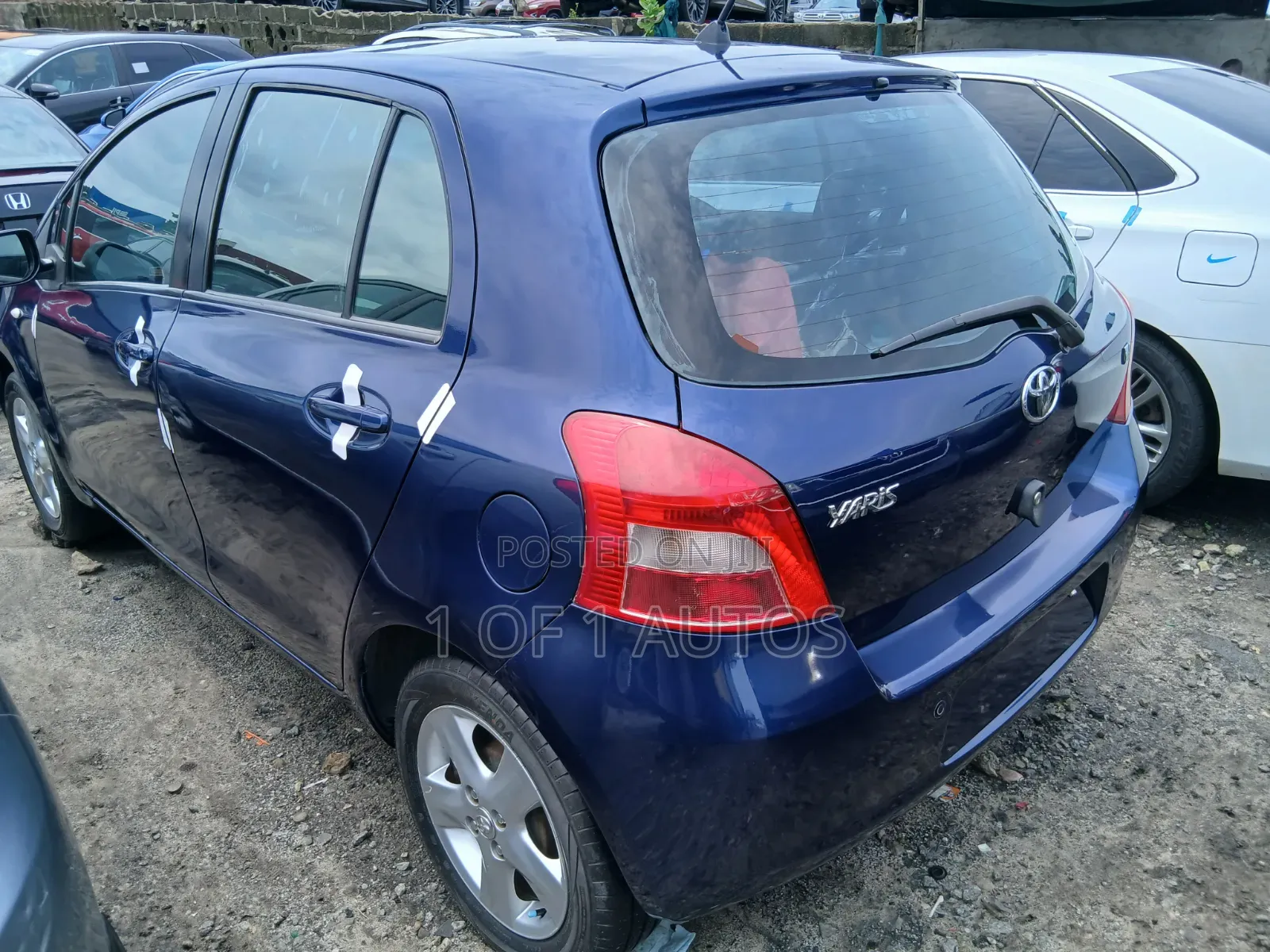 Toyota Yaris Base Hatchback 5dr 2010 Blue