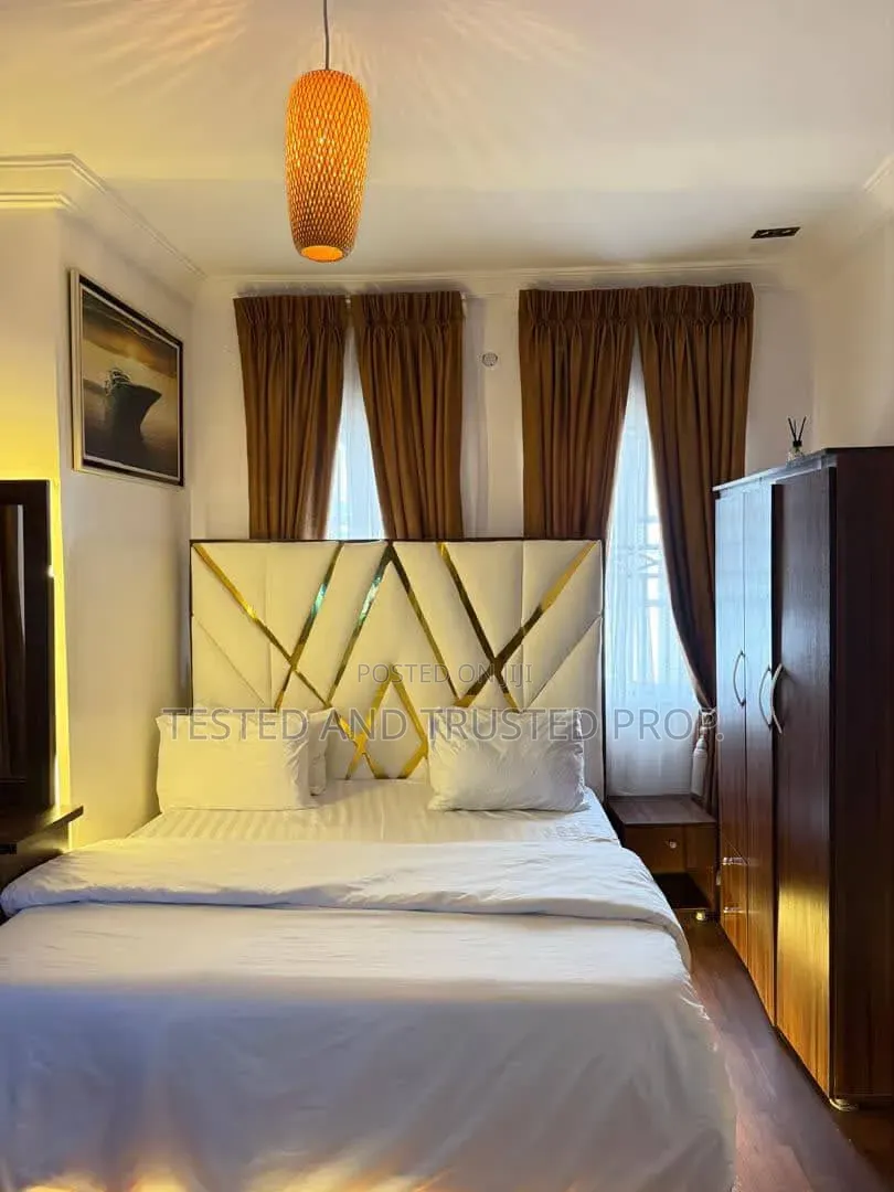 Furnished 3bdrm Apartment in Lekki Phase 1 Lekki for rent