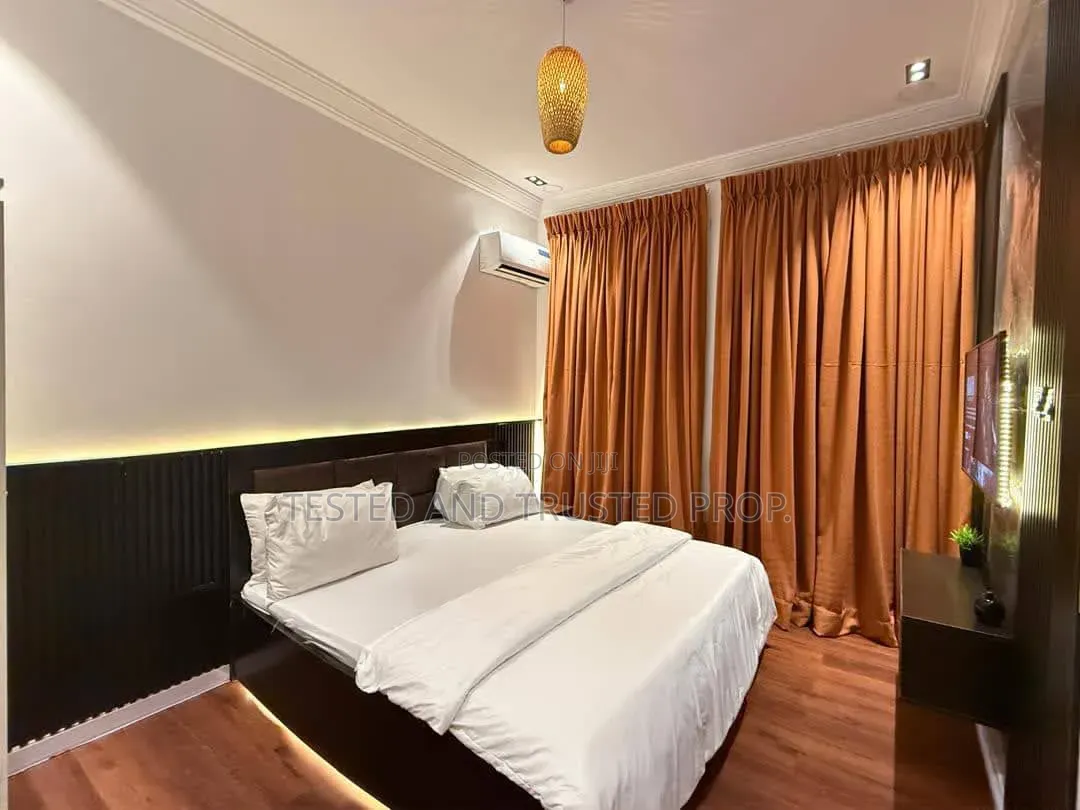 Furnished 3bdrm Apartment in Lekki Phase 1 Lekki for rent