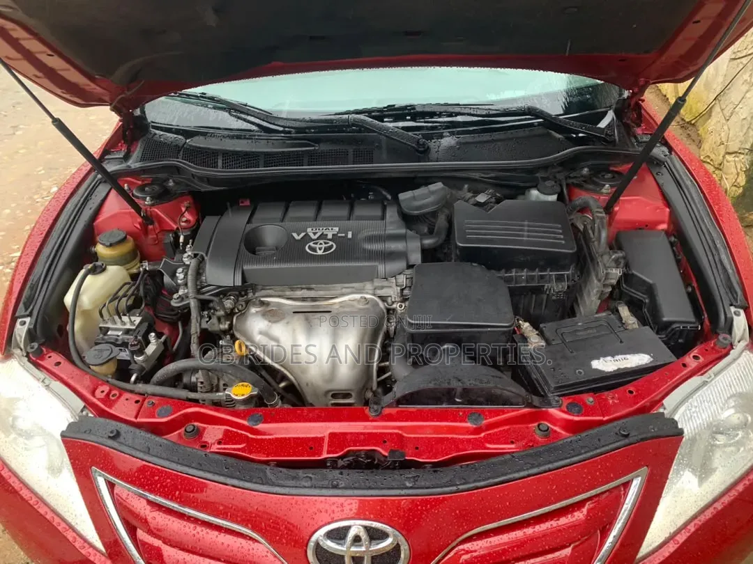Toyota Camry 2010 Red