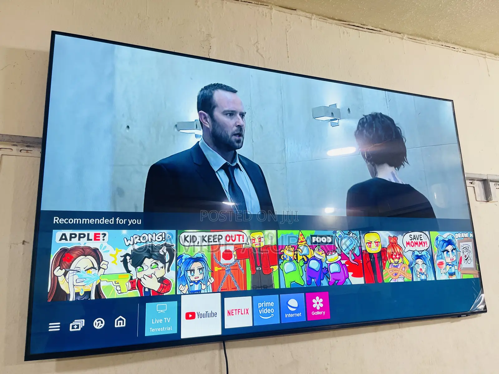 Samsung Open Box 65" Q60A QLED Smart Air Slim Quantum Dot TV