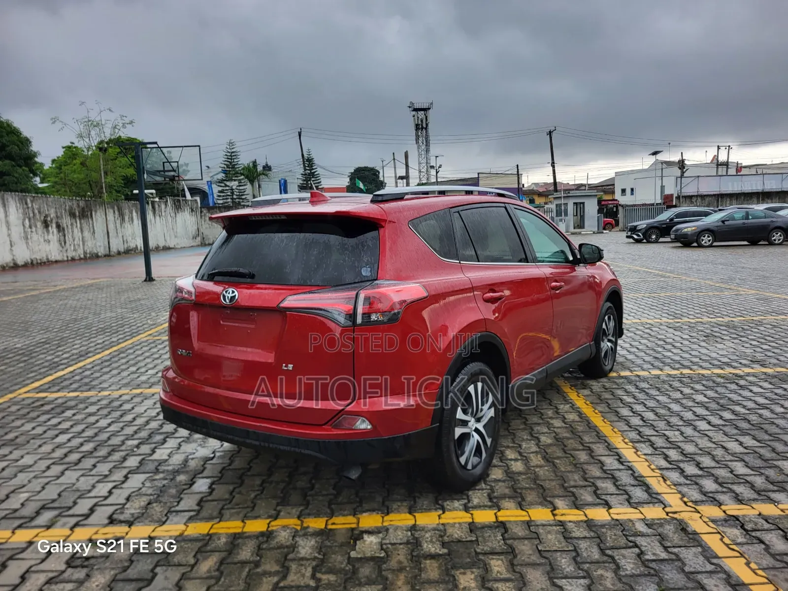 Toyota RAV4 2017 Red