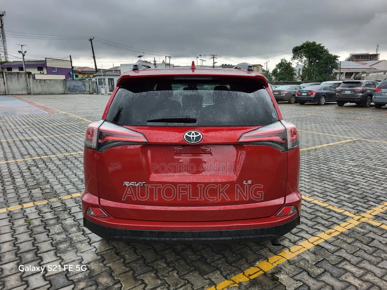 Toyota RAV4 2017 Red