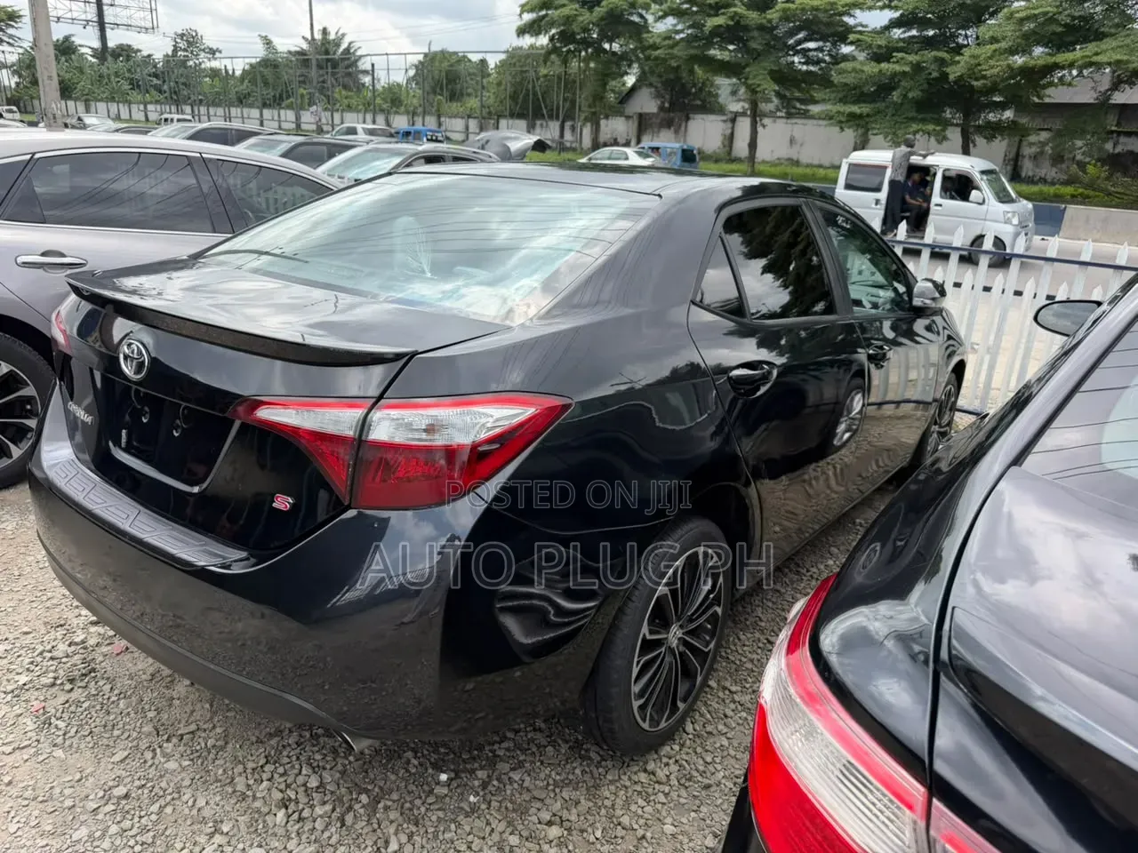 Toyota Corolla S Premium 4dr Sedan (1.8L 4cyl CVT) 2015 Black