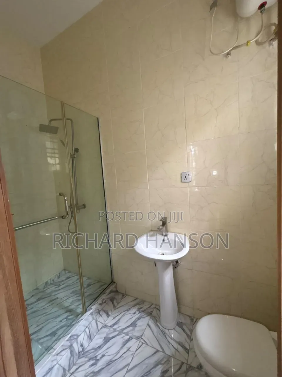 1bdrm Shared Apartment in Ikota for rent