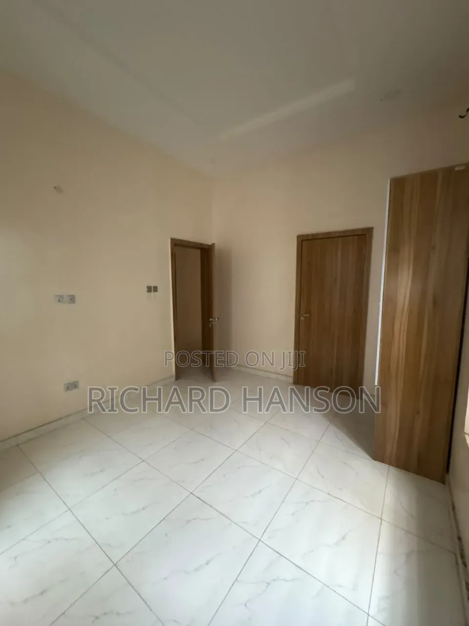 1bdrm Shared Apartment in Ikota for rent
