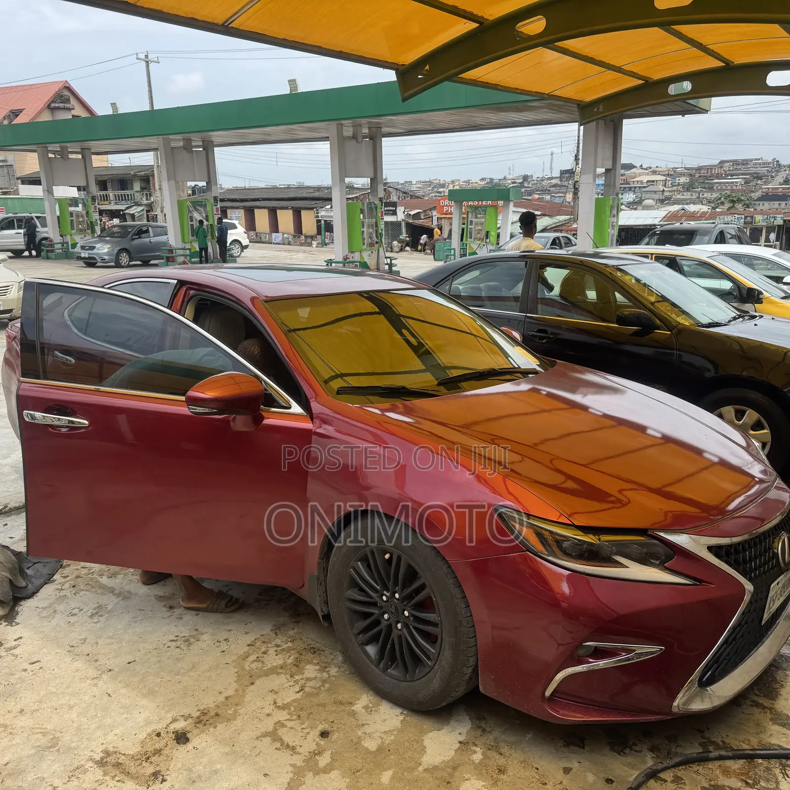Lexus ES 350 FWD 2014 Red