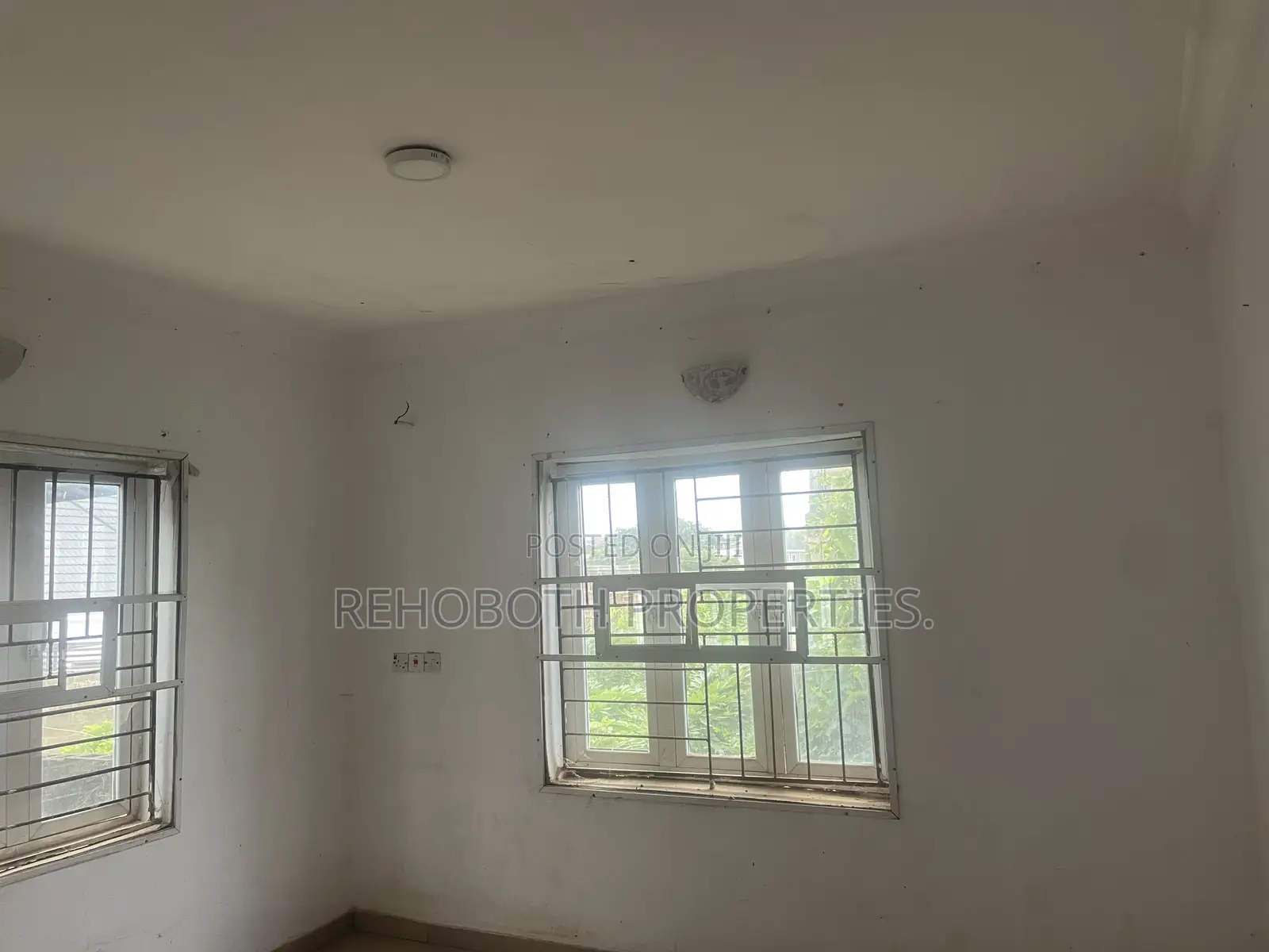 3bdrm Bungalow in Green View Estate, Akala Express for rent