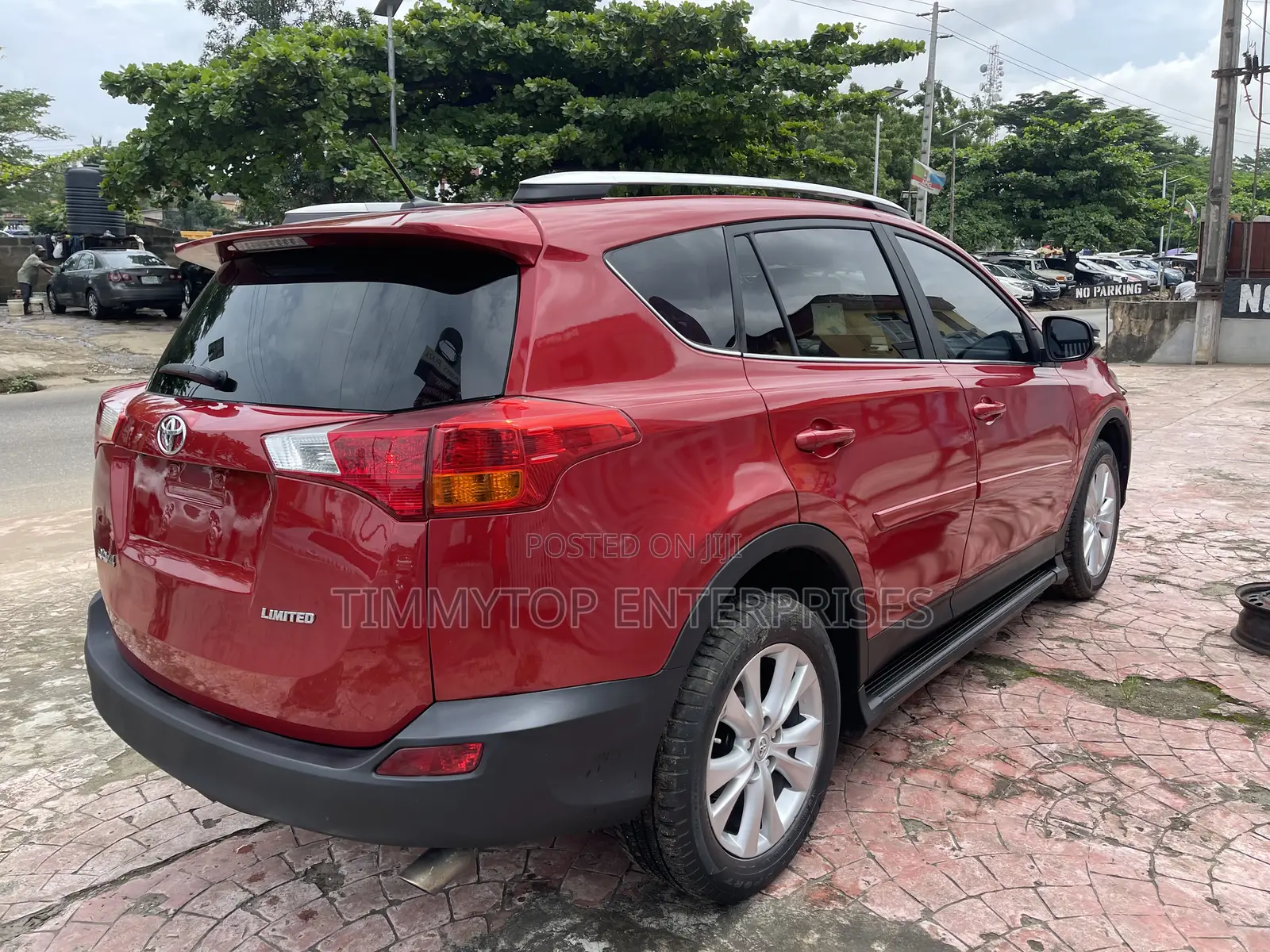 Toyota RAV4 Limited 4dr SUV (2.5L 4cyl 6A) 2015 Red