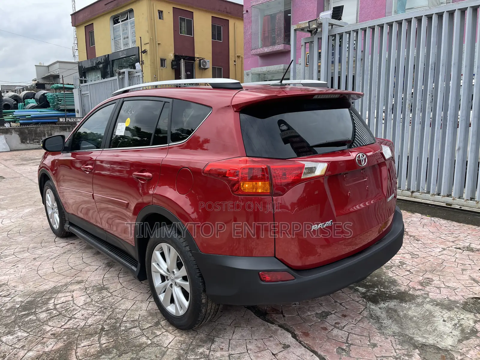 Toyota RAV4 Limited 4dr SUV (2.5L 4cyl 6A) 2015 Red