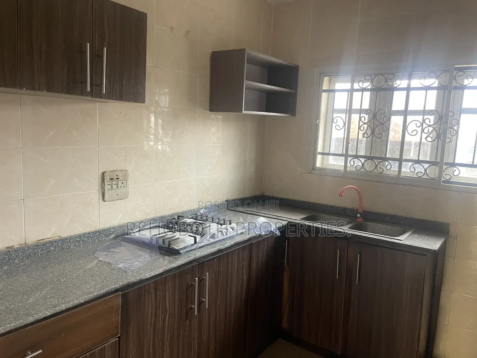 2bdrm Apartment in Peace Estate, Akala Express for rent